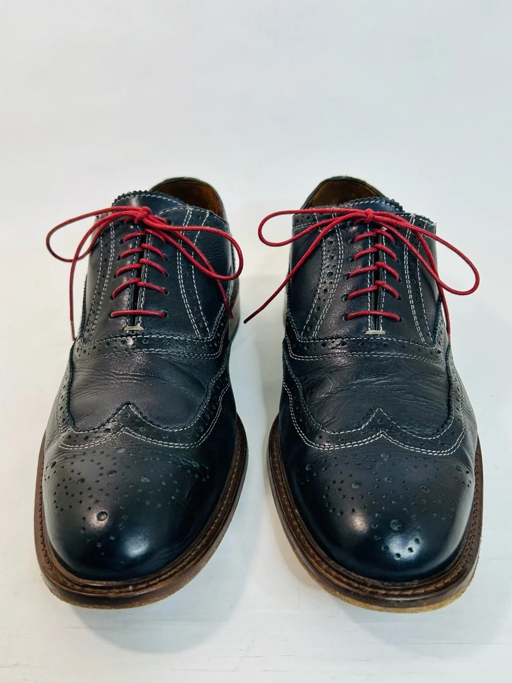 Mercanti Fiorentini Men’s Black Wingtip Oxfords, Laser Cut, Red Laces, size 9